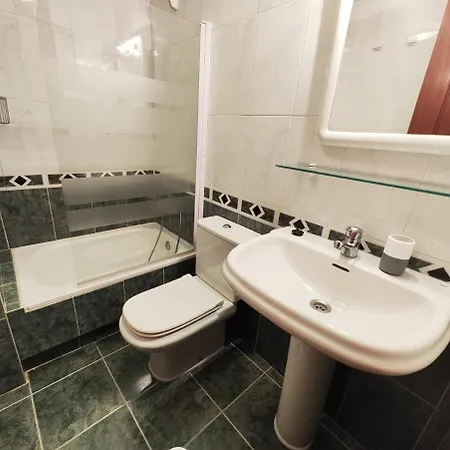 Dos Habitaciones, Garaje, Zona Minoca, Daire *