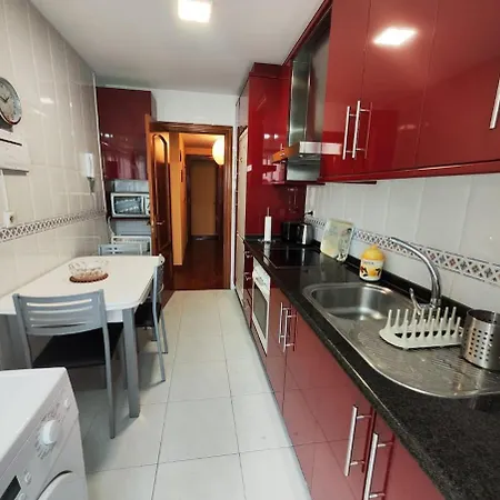 Daire Dos Habitaciones, Garaje, Zona Minoca, Vigo
